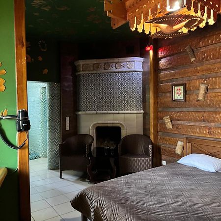 Hotel Veles Zolotonosha Exteriör bild